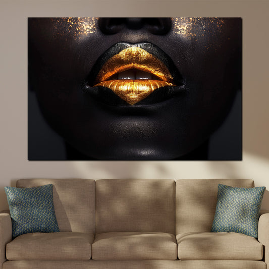 Wandbild sinnliche goldene Lippen auf schwarzer Haut
