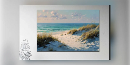 Wandbild mit Sanddünen am Meer im Morgenlicht an einer hellen Wand (Raumvisualisierung)