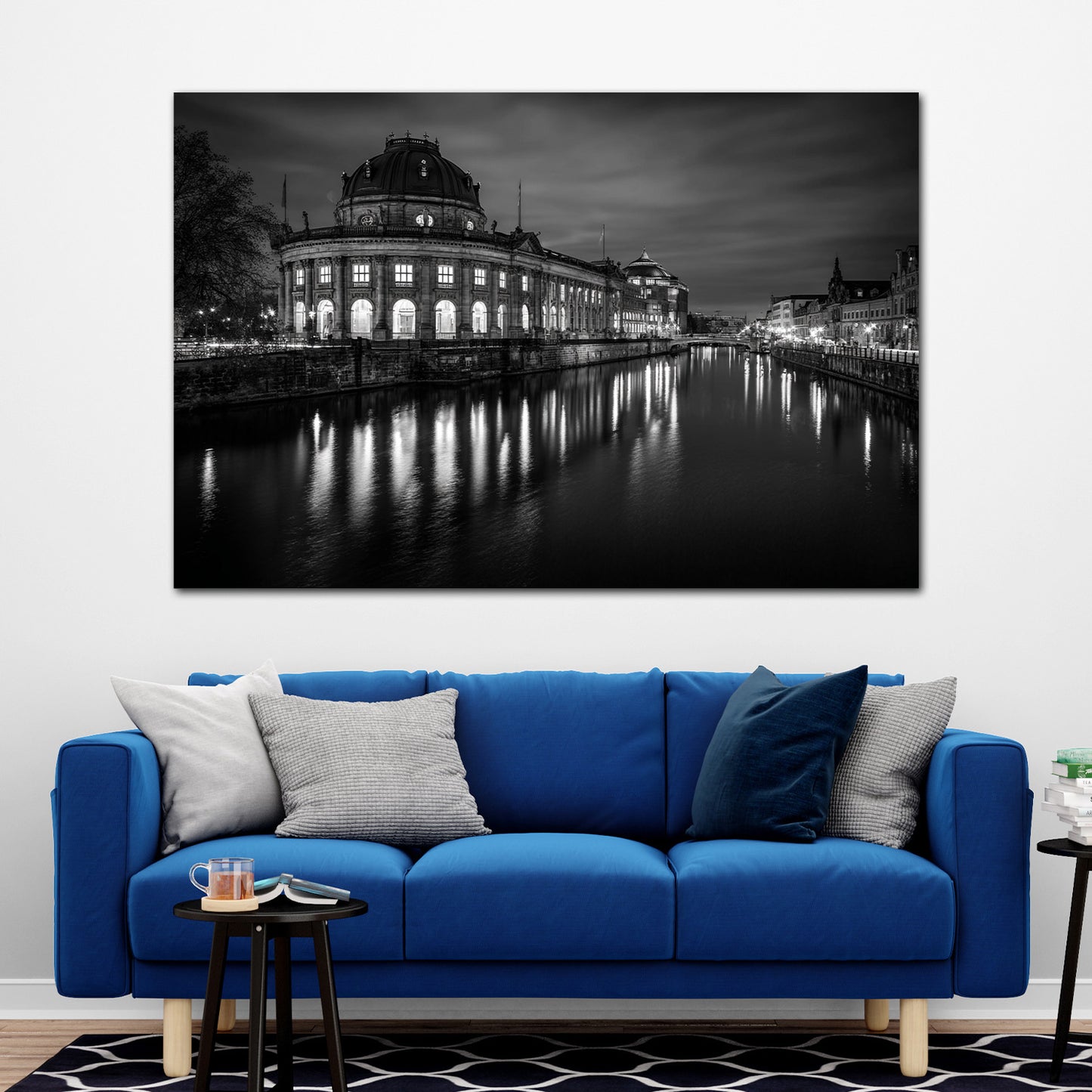 Bode Museum Berlin schwarz weiß Spiegelung bei Nacht Wandbild