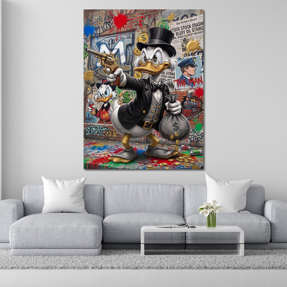 Comic Pop Art Wandbild mit Dagobert über einem Sofa im Wohnraum