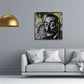 Dalí mit großen Augen in Schwarz-Weiß Street Art Wandbild