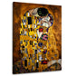 Der Kuss in goldener Ornamentkunst voller Liebe Wandbild