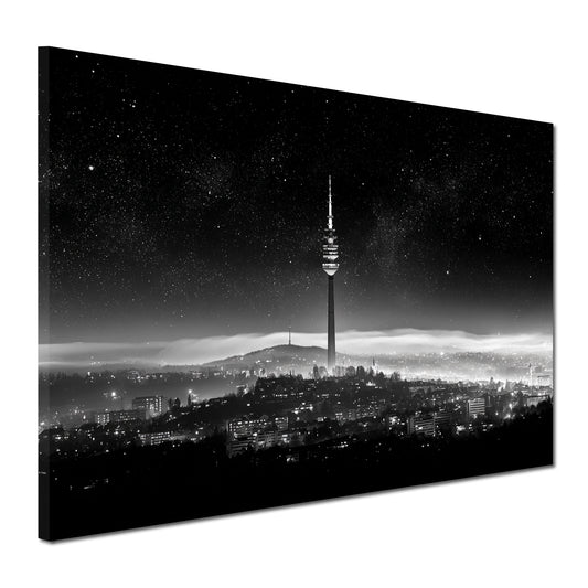 Fernsehturm Stuttgart Nachtpanorama Sterne schwarz weiß Wandbild