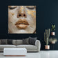 Frauenportrait goldene Texturkunst expressiv Wandbild