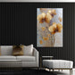 Goldene Blumen in kräftigen Farbtönen als Wandbild