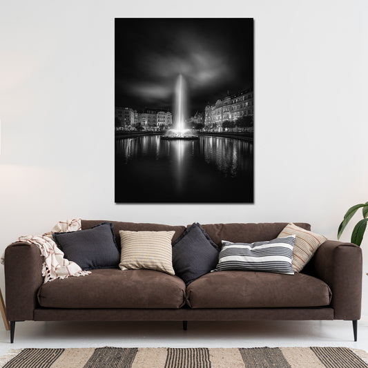 Kochbrunnen Wiesbaden schwarz weiß mit Wasserreflexion Wandbild