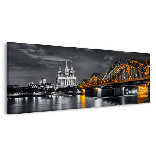 Kölner Dom mit goldener Brücke im Colorkey Panorama Wandbild
