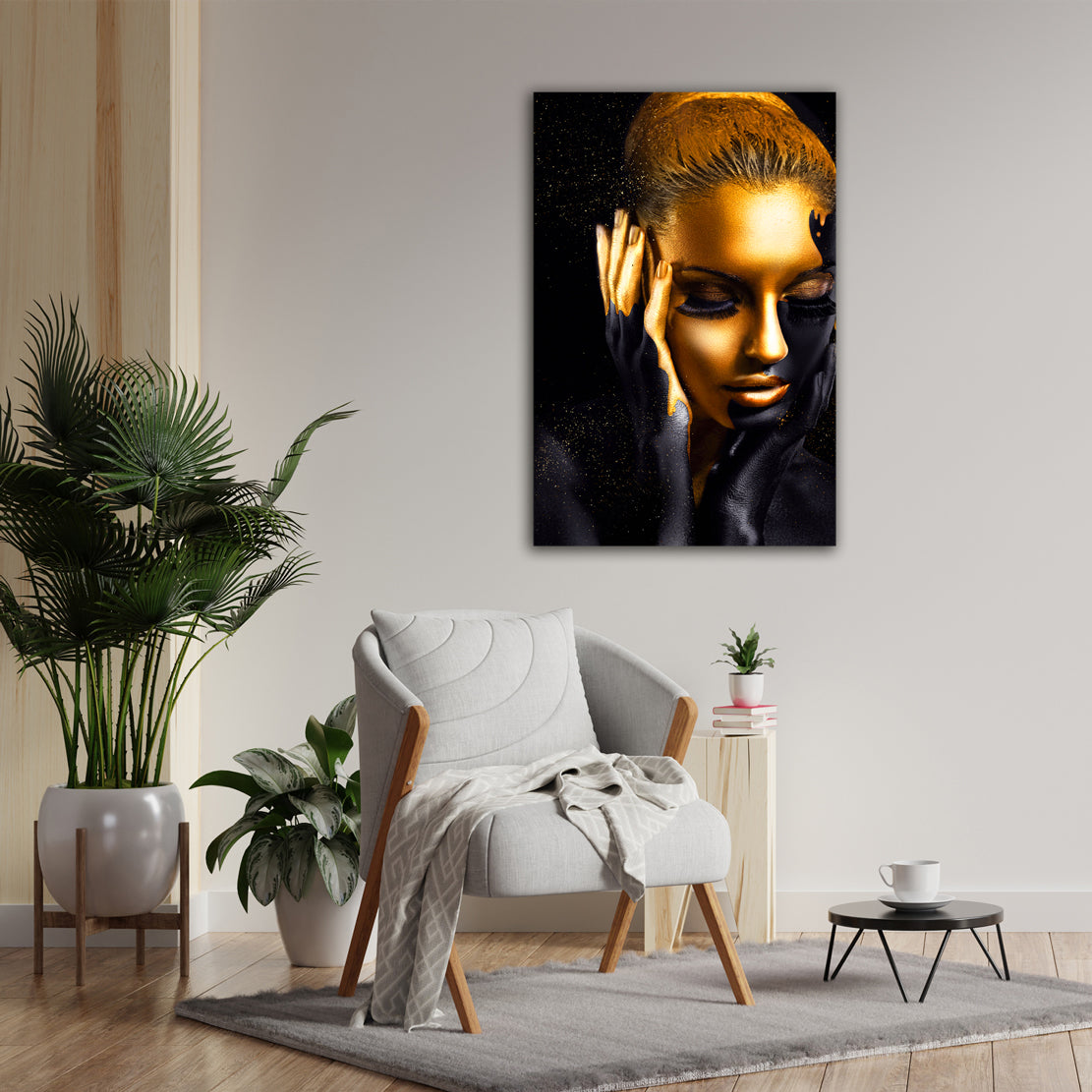 Afroamerikanische Frau im Gold Style auf Alu-Dibond im Wohnraum