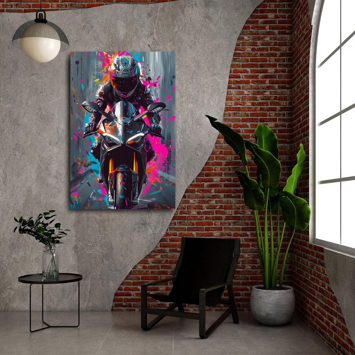Schwarzes Rennmotorrad frontal mit pinken Farbspritzern Wandbild